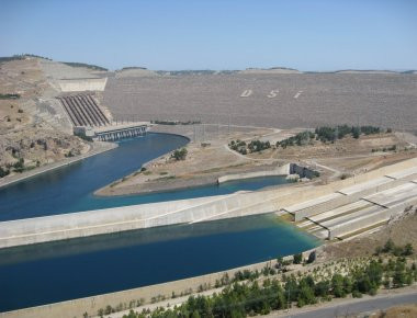 Οι Τούρκοι «στερεύουν» τον Ευφράτη για να πολεμήσουν τους Κούρδους - Επιβεβαίωση των προφητειών;